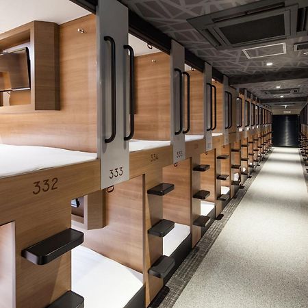 Y'S Cabin Osaka Namba Екстер'єр фото