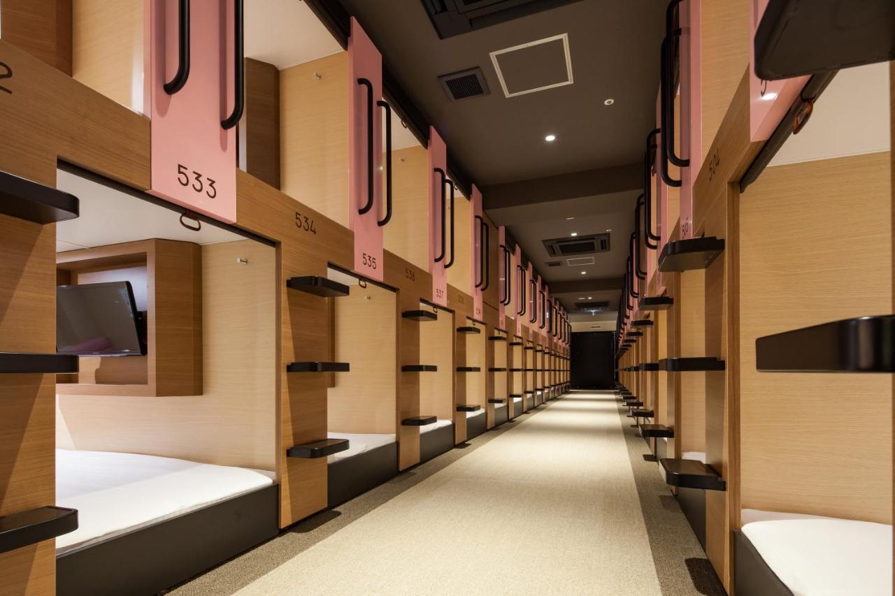 Y'S Cabin Osaka Namba Екстер'єр фото